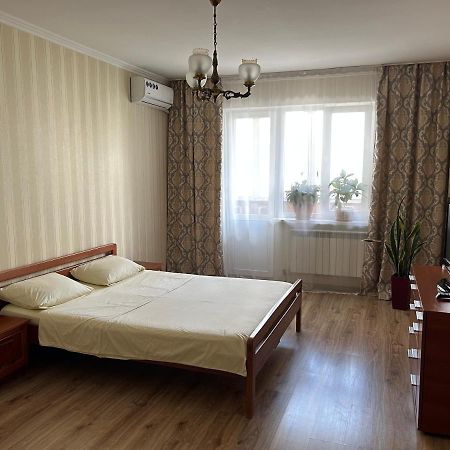 Apartments Kharkivs'Ke Highway Киев Экстерьер фото
