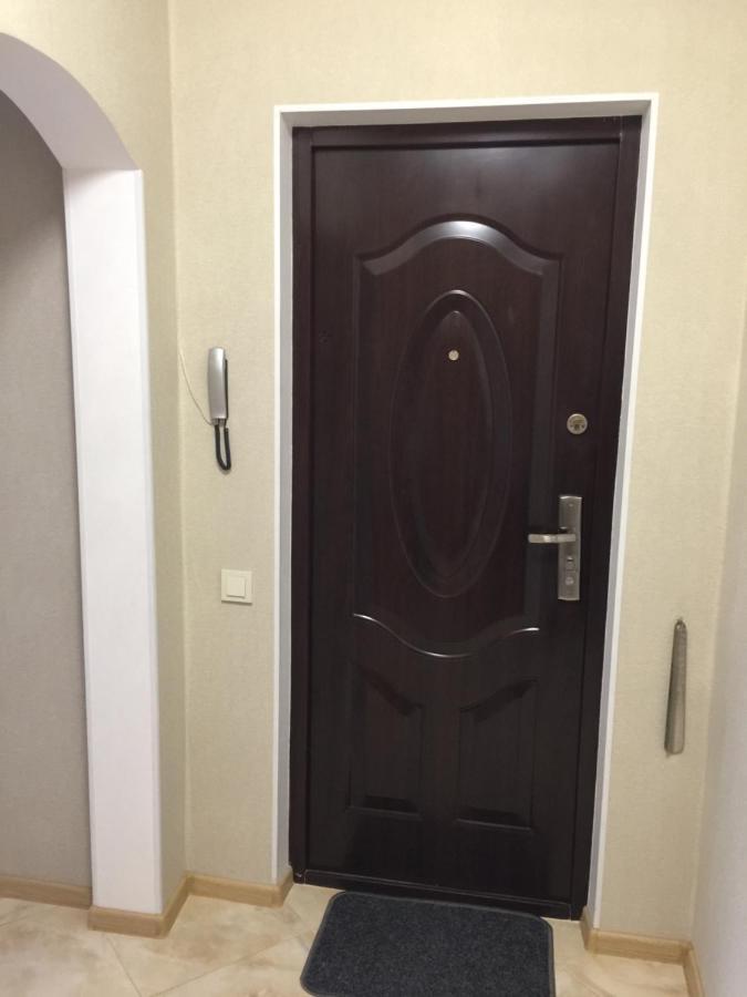Apartments Kharkivs'Ke Highway Киев Экстерьер фото