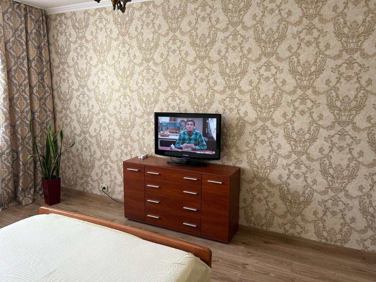 Apartments Kharkivs'Ke Highway Киев Экстерьер фото